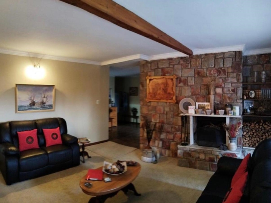 4 Bedroom Property for Sale in Bothasrus Eastern Cape